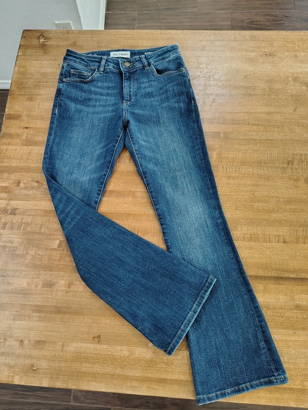 DL1961  ABBEY Petite Boot Dark Blue Jeans Size 26